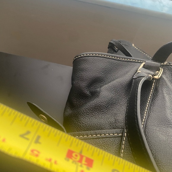 Dooney & Bourke - Picture 4 of 9